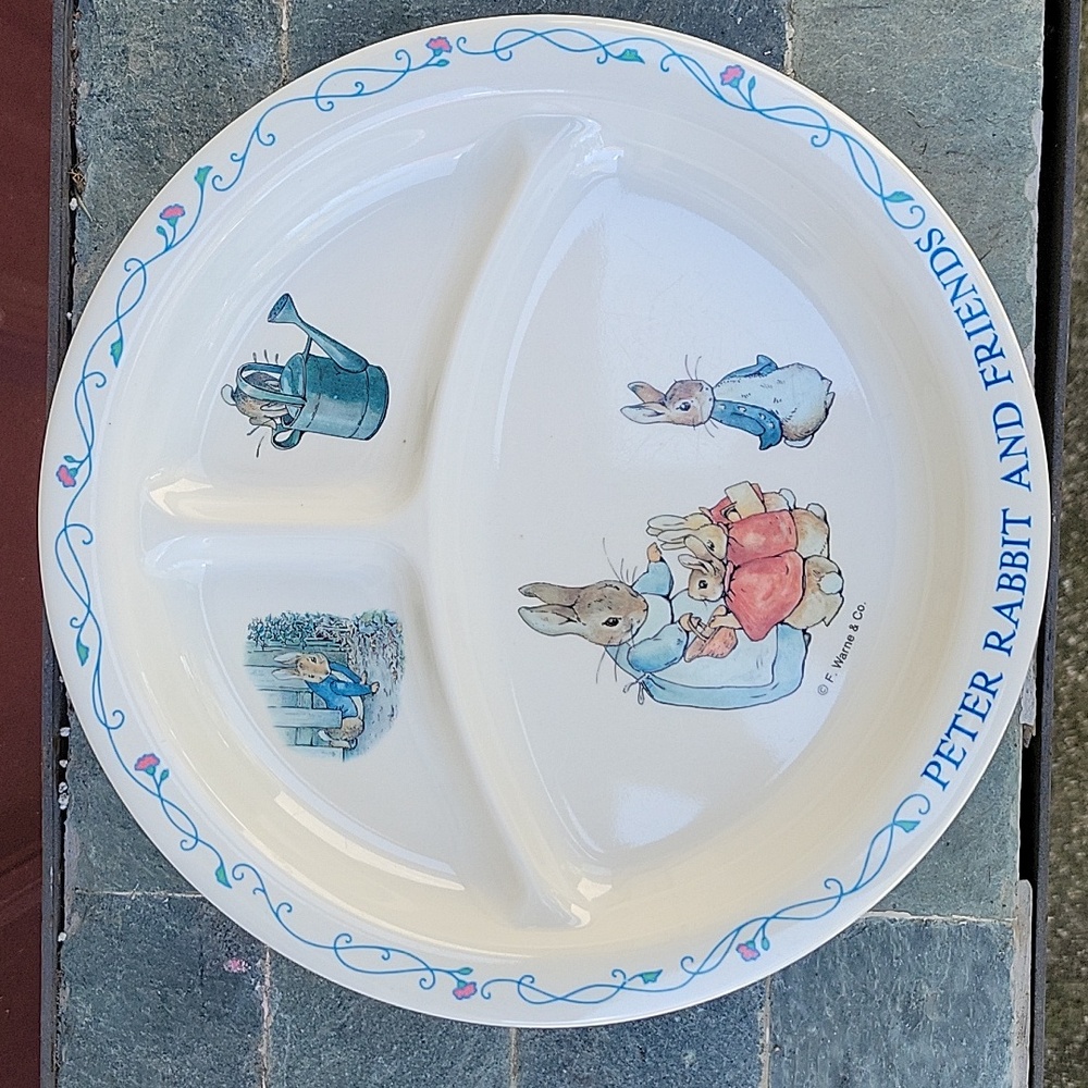 Vintage Peter Rabbit And  Friends Divided Melamine Dish.